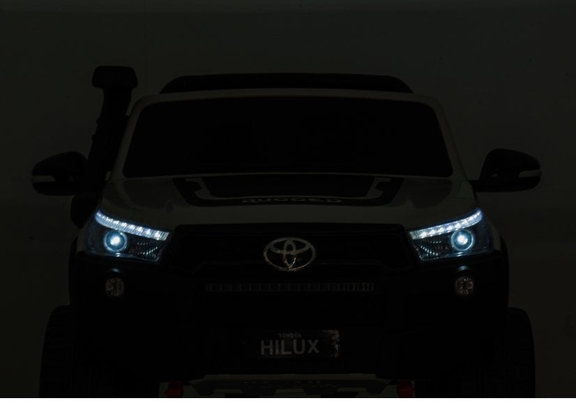 Elektrické auto na akumulator Toyota Hilux s dálkovým ovládáním stříbrné