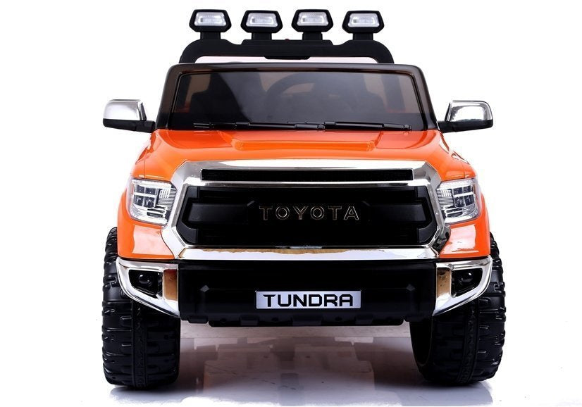 Elektrické auto na akumulátor Toyota Tundra s pilotem oranžové