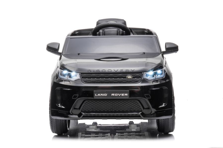 Elektrické auto Range Rover s lakovanou karoserií černé