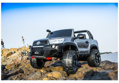 Elektrické auto Toyota Hilux s dálkovým ovládáním černé lakované