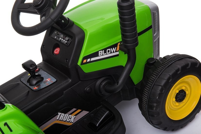 Elektrický traktor s přívěsem a dálkovým ovládáním zelený