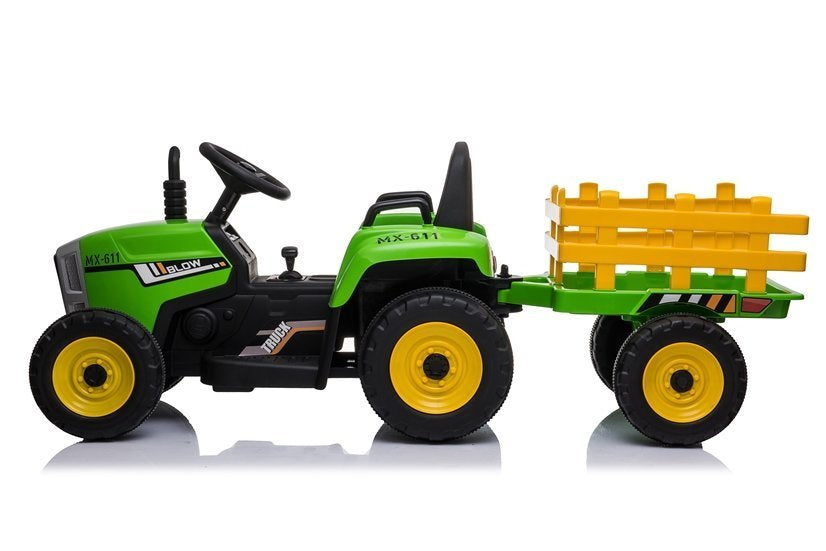 Elektrický traktor s přívěsem a dálkovým ovládáním zelený