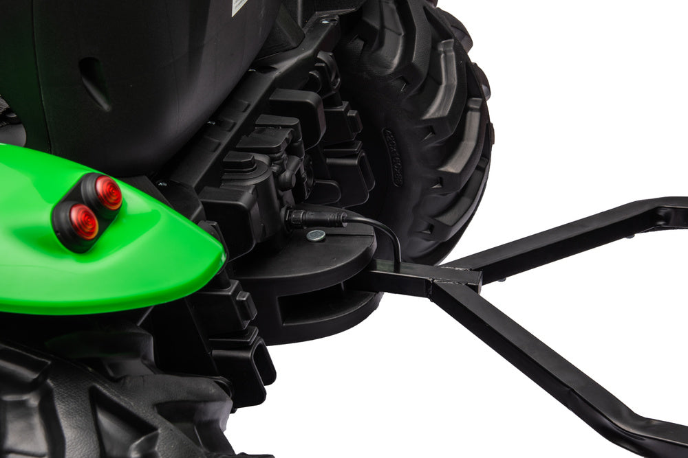 Elektrický traktor s přívěsem HC 306 na akumulátor 24V jasně zelený