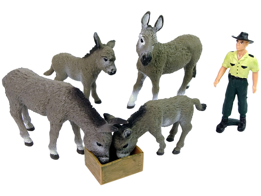 Farmářské figurky čtyři oslíci s rolníkem a ográdkou šedé
