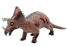 Figurka dinosaura Triceratops – se zvukem 36 cm | hnědá