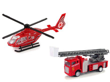 Hasičská auta s žebříkem a helikoptérou – na natahování