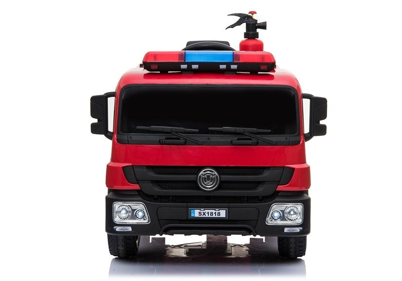 Hasičské auto na akumulátor s dálkovým ovládáním a helmou červené