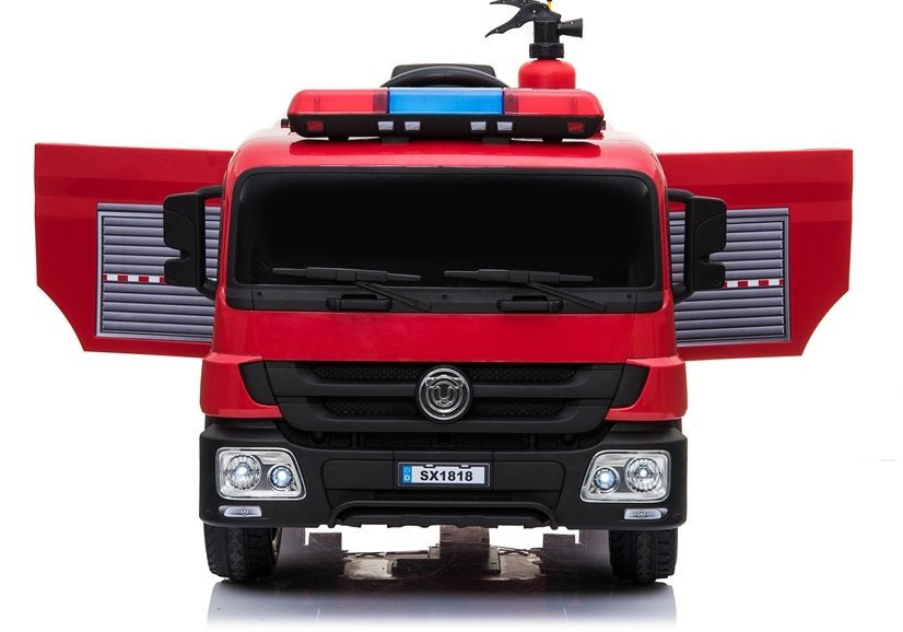 Hasičské auto na akumulátor s dálkovým ovládáním a helmou červené