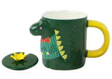 Hrnek s víčkem a lžičkou – zelený dinosaurus 400 ml