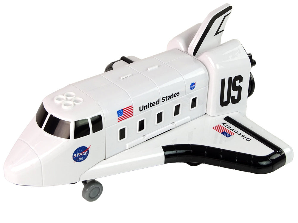 Kosmická loď s vozidly a astronauty – transportní letadlo