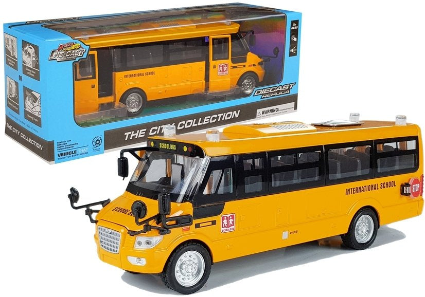 Kovový školní autobus s natahováním a zvuky