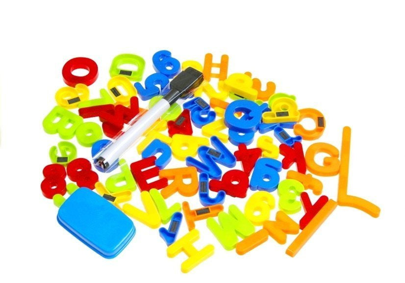 Magnetická kreslicí tabule stojací – s písmenky a čísly | růžová