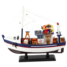 Model rybářského kutra 37x34cm – s vybavením | bílo modrý