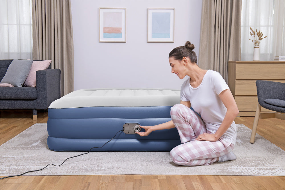 Nafukovací matrace 203x152x46 cm – s pumpou | Bestway