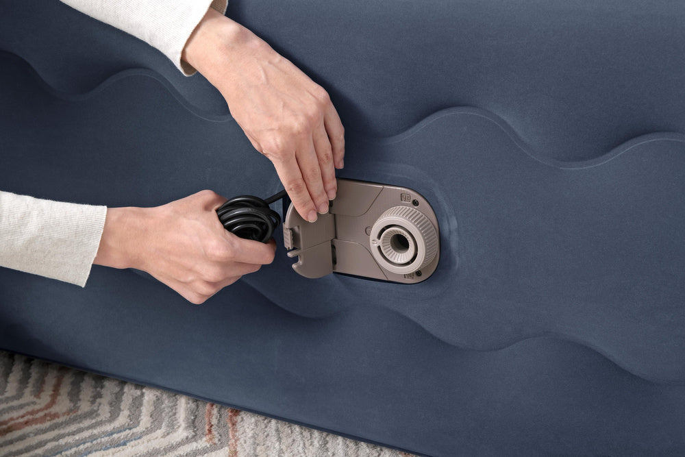 Nafukovací matrace 203x152x51 cm – s pumpou | Bestway
