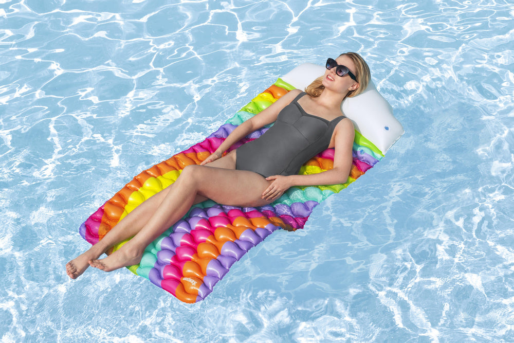 Nafukovací matrace do vody 216x80 cm – s polštářkem | Bestway