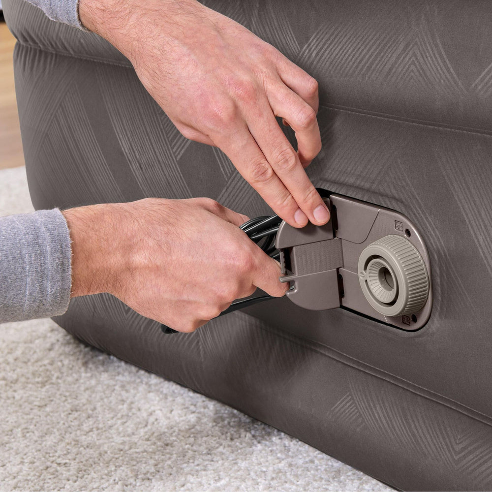 Nafukovací matrace pro 2 osoby s elektrickou pumpou 203x152 cm – Bestway