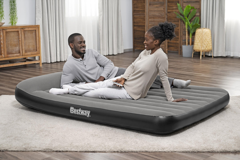 Nafukovací matrace pro dva 150x203 cm s USB pumpou – Bestway