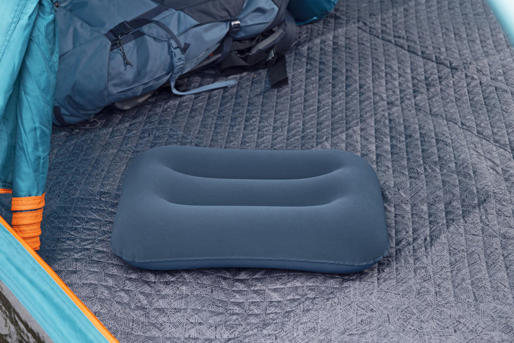 Nafukovací polštář s velurovým povrchem 42 cm modrý – Bestway