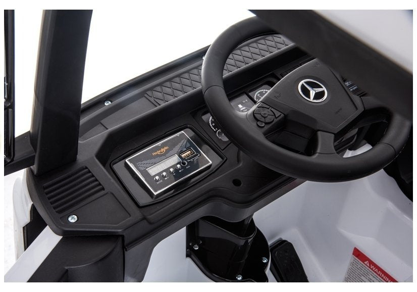 Nákladní auto na akumulátor – Mercedes Actros bílé | RC