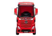 Nákladní auto na akumulátor Mercedes Actros s dálkovým ovládáním červené