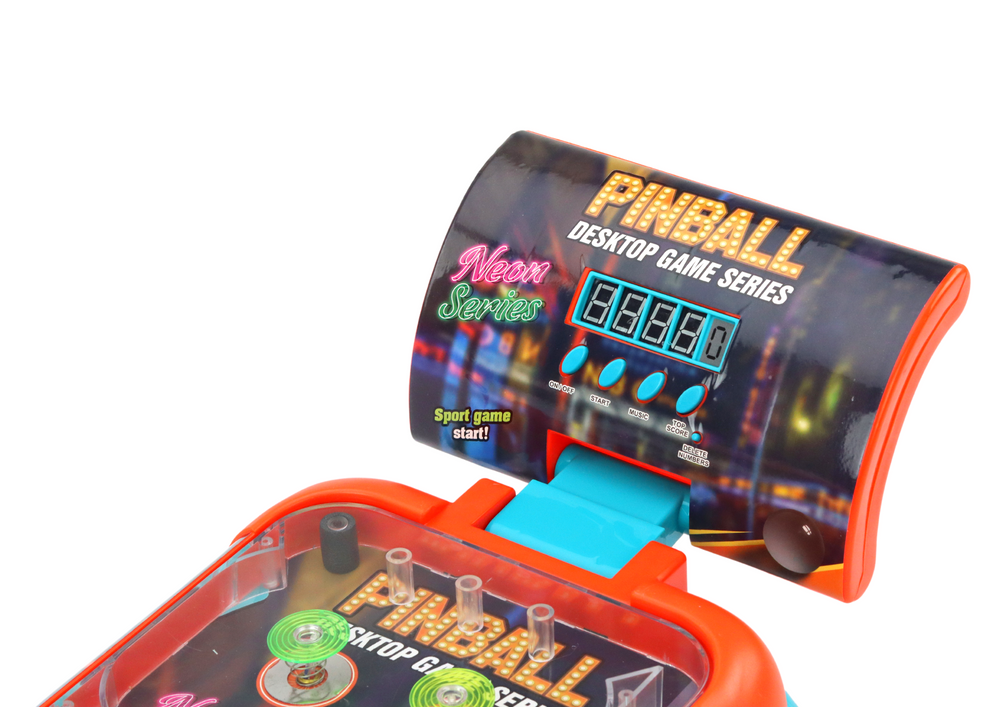 Pinball hra se světelnými efekty – s tabulkou skóre
