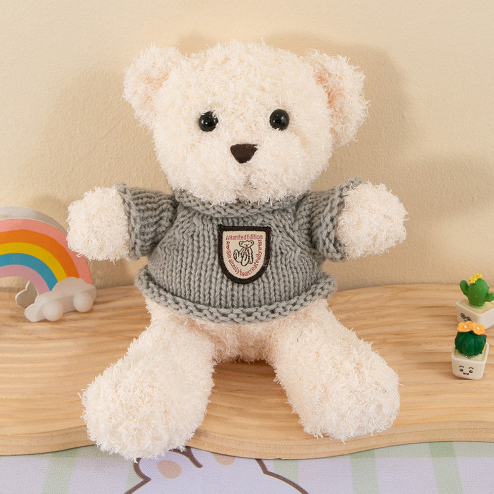 Plyšový medvídek bílý 26cm – v šedém svetříku