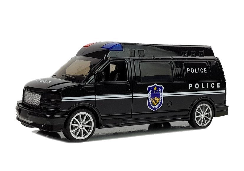Policejní auto s natahováním světly a zvuky