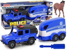 Policejní terénní auto s transportérem koní – DIY stavebnice