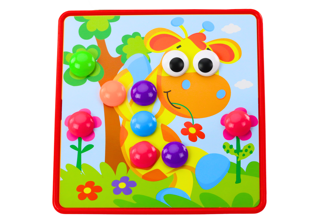 Puzzle s barevnými knoflíky 12 obrázků k doplňování