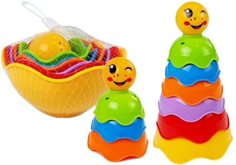 Pyramida pro miminka z barevných kelímků tęczová