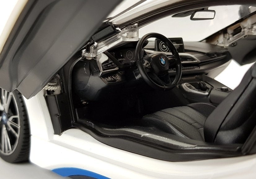 RC auto BMW i8 s automatickými dveřmi 1:14 bílé – Rastar