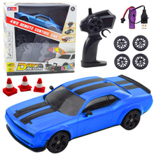 RC auto na drift 4WD s výměnnými koly a dálkovým ovládáním modré