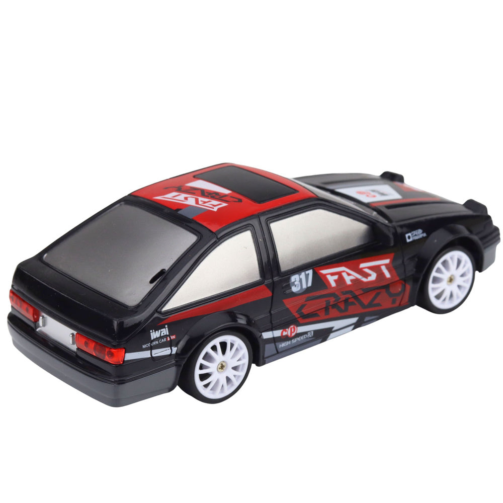 RC auto na driftování se zaměnitelnými koly černé 1:24