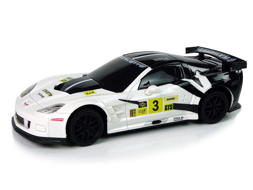 RC auto sportovní 1:24 s dálkovým ovládáním Corvette C6.R bílé