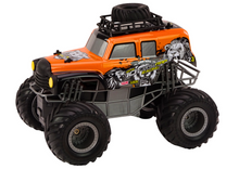 RC auto terénní 1:16 – s LED světly oranžové | dálkové