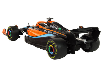 RC auto závodní McLaren F1 1:18 s dálkovým ovládáním oranžové
