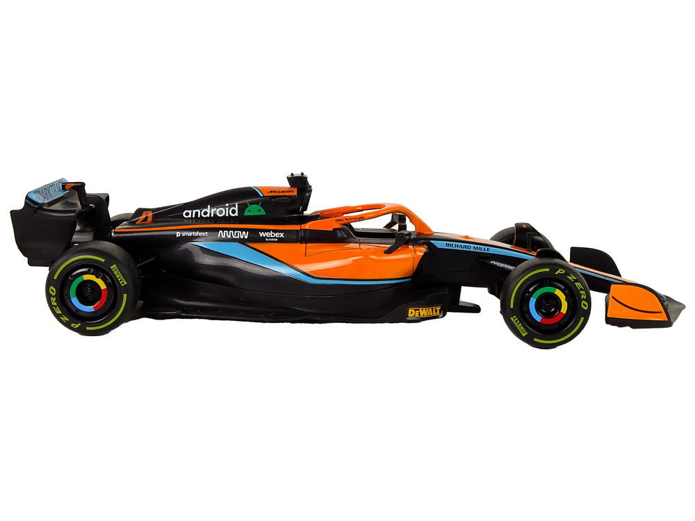 RC auto závodní McLaren F1 1:18 s dálkovým ovládáním oranžové