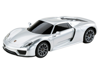 RC sportovní auto Porsche 918 Spyder stříbrné 1:24 – dálkově ovládané