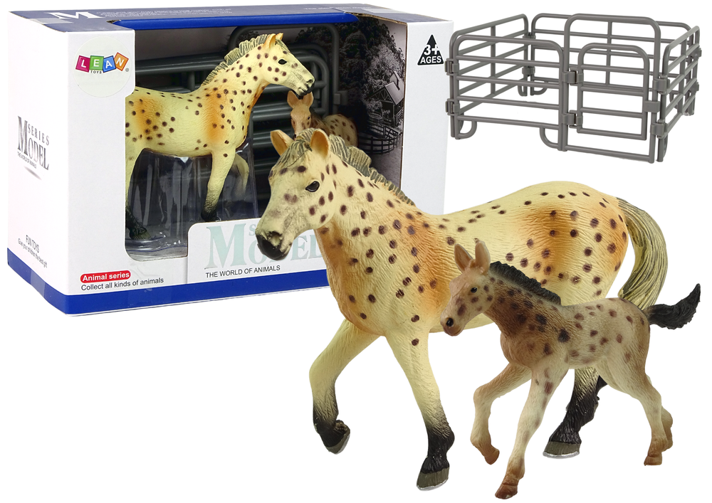 Sada 2 figurek koní Knabstrupper – kůň a hříbě se záhradou