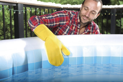 Sada na čištění stěn bazénu a spa s rukavicí a kartáčem – Bestway