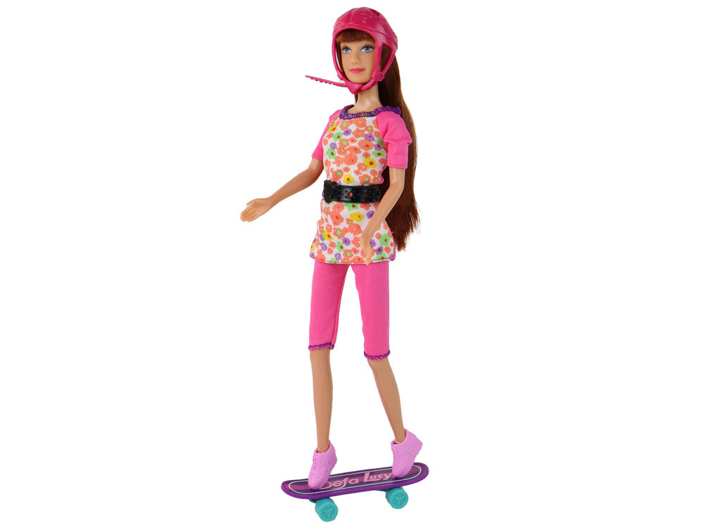 Sada panenek s koloběžkou a skateboardem – Lucy s přilbami
