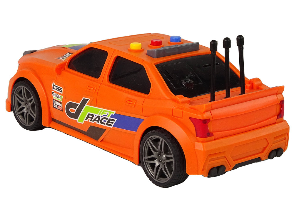 Sportovní závodní auto 1:16 se zvuky motoru oranžové