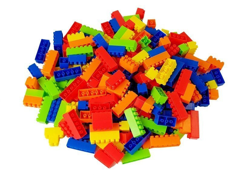 Stavební kostky v autě 35 cm 205 kostek barevné