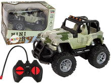 Terénní auto na dálkové ovládání 1:43 – s pilotem | moro