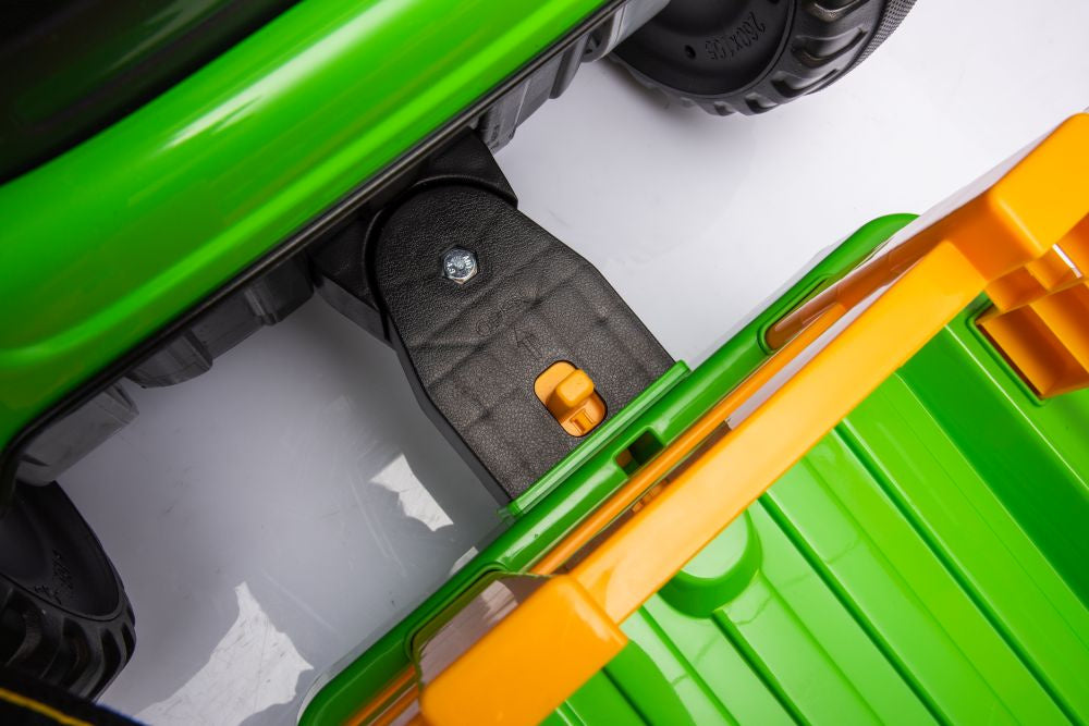 Traktor na akumulátor s ovládáním BBH 030 zelený