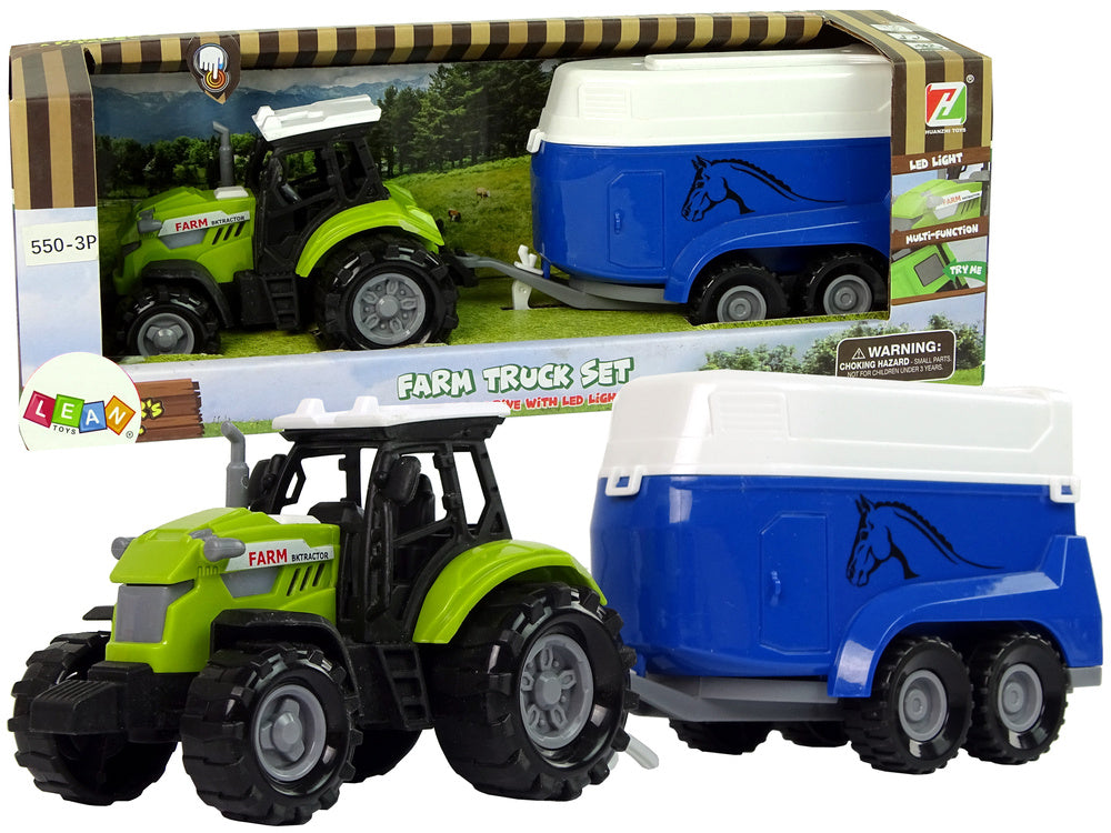 Traktor s přívěsem pro koně se zvuky zelený farma