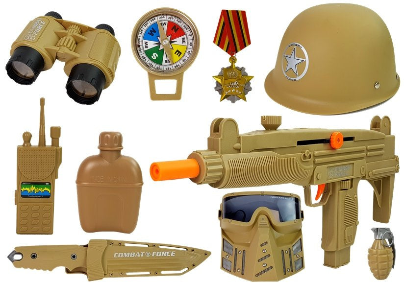 Vojenský set pistole s helmou maskou granátem a zvuky zelený