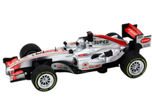 Závodní auto s pohonem 1:9 se světly a zvuky stříbrné