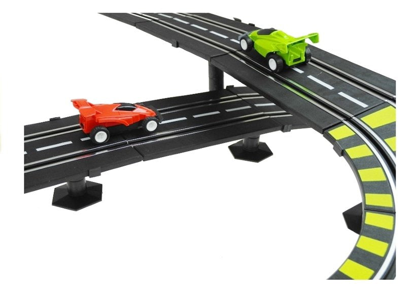 Závodní autodráha 11 metrů s 2 autíčky a adaptérem